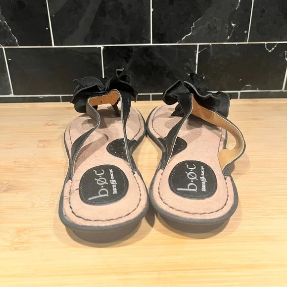 Born Concept Sz 8.5 Padded Black Tan Leather Strap Flower Sandals Slip Ons - Picture 3 of 12